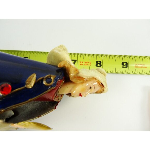 Nativity Statue Candle Holder Metalwork and Resin Virgin Mary Christmas Manger - Picture 15 of 15